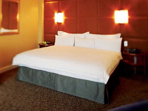 Deluxe King Room